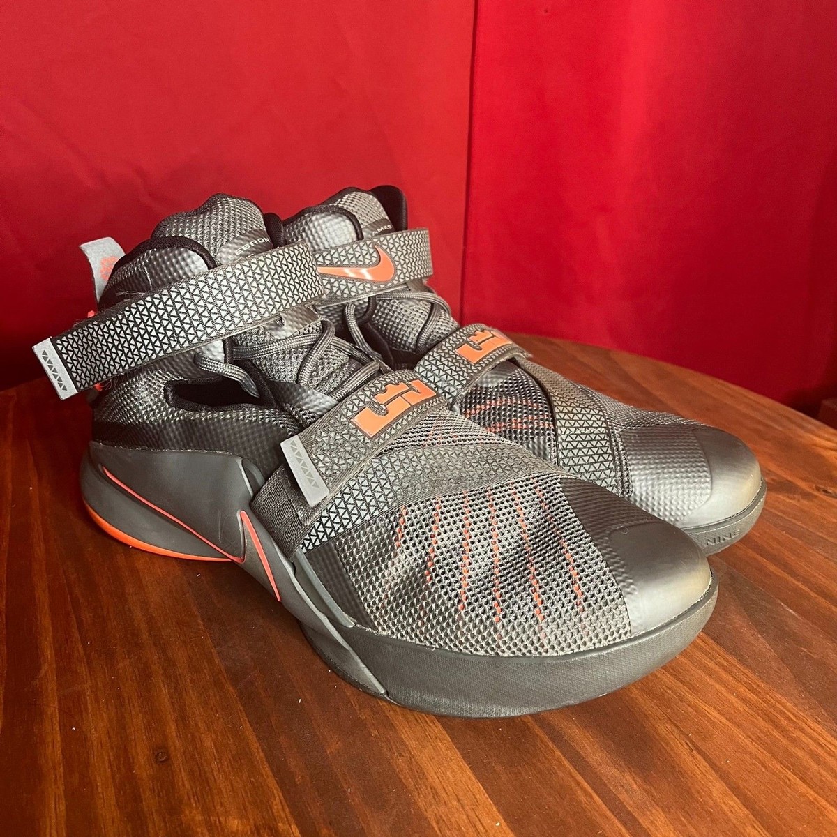シューズ(男性用) NIKE LEBRON SOLDIER 9 30cm LeBron Soldier 9 Sneakers | eBay