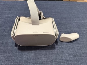 新品未使用  Go 32 GB Standalone VR Amazon.com: Oculus Go Standalone Virtual Reality Headset - 32GB