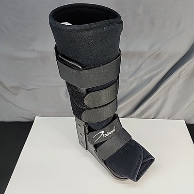 DeRoyal Ex Tracker Walking Boot X-Small Black Adjustable Padded Comfort 