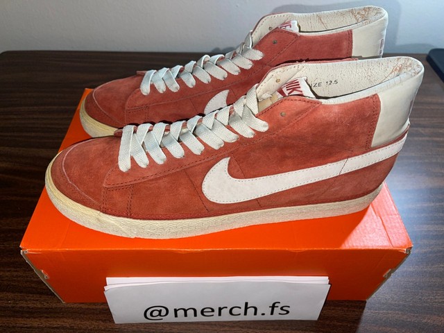 nike blazer suede red