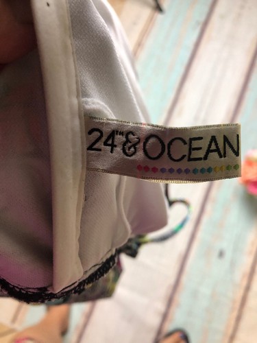 24 & Ocean Size 16 Tankini Top Multi-Colored Floral Print Tiered - Picture 4 of 4