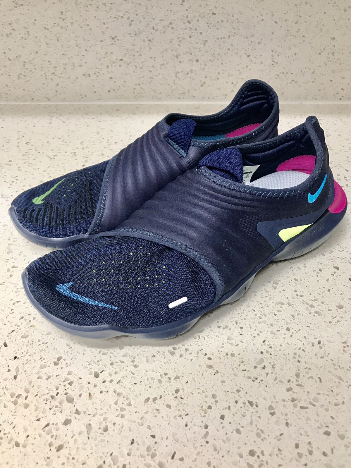 nike free rn flyknit navy blue