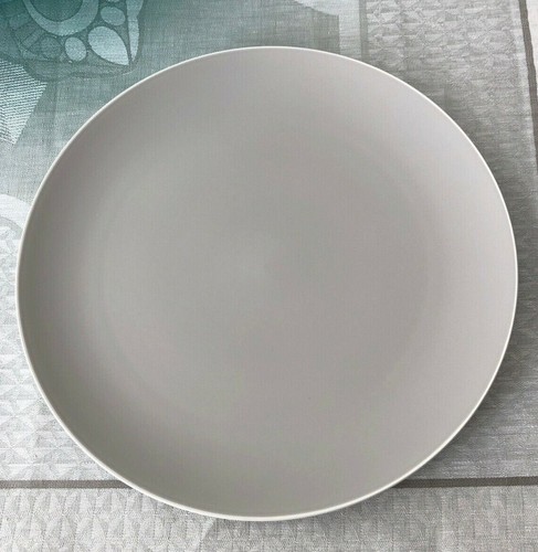 One Nambe Round Platter 13" SAND Pop Studio Levien Brand New in Box - Picture 5 of 9