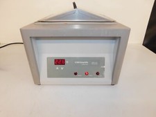 ^^ VWR SCIENTIFIC MODEL 1235 WATER BATH (SMJ126)