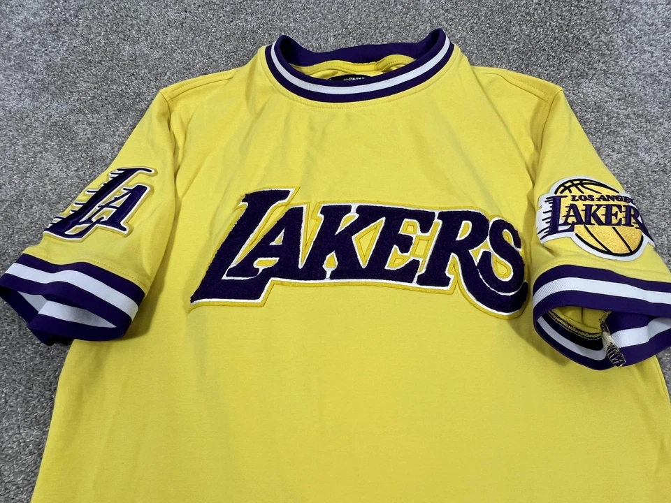 Los Angeles Lakers Shirt Mens Medium Yellow NBA Basketball Chenille Script Patch - Image 2 of 4