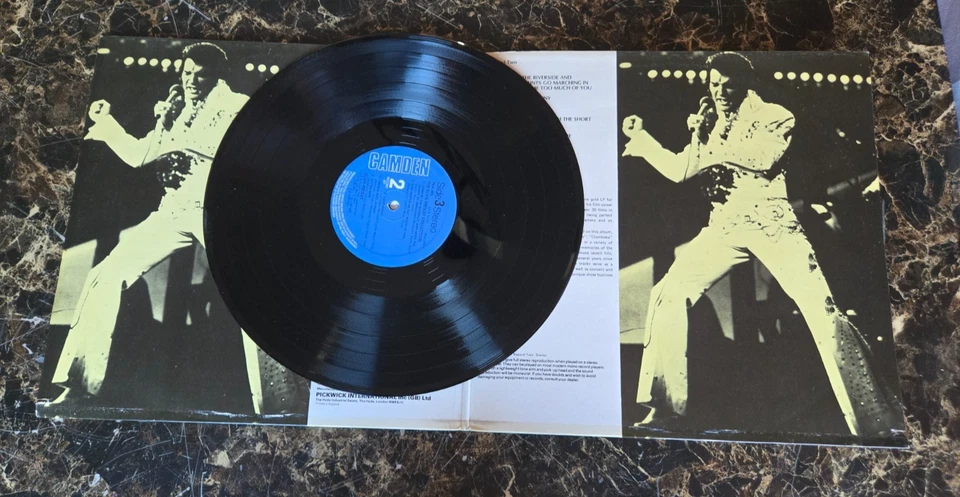 Elvis Presley The Elvis Presley Collection 1977 UK 2 LP compilation gatefold - Image 3 of 3