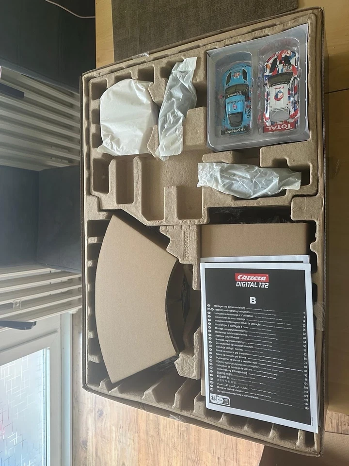 Carrera Digital 132 Maximum Power UNBENUTZT ORGINAL VERPACKT! - Bild 2 von 4
