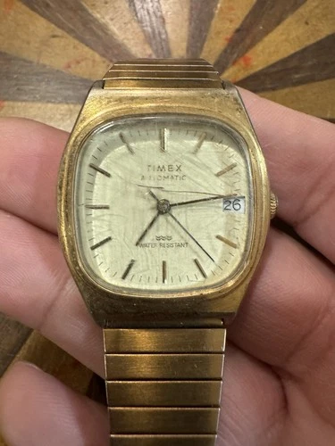 VINTAGE TIMEX AUTOMATIC WATCH Gold Tone