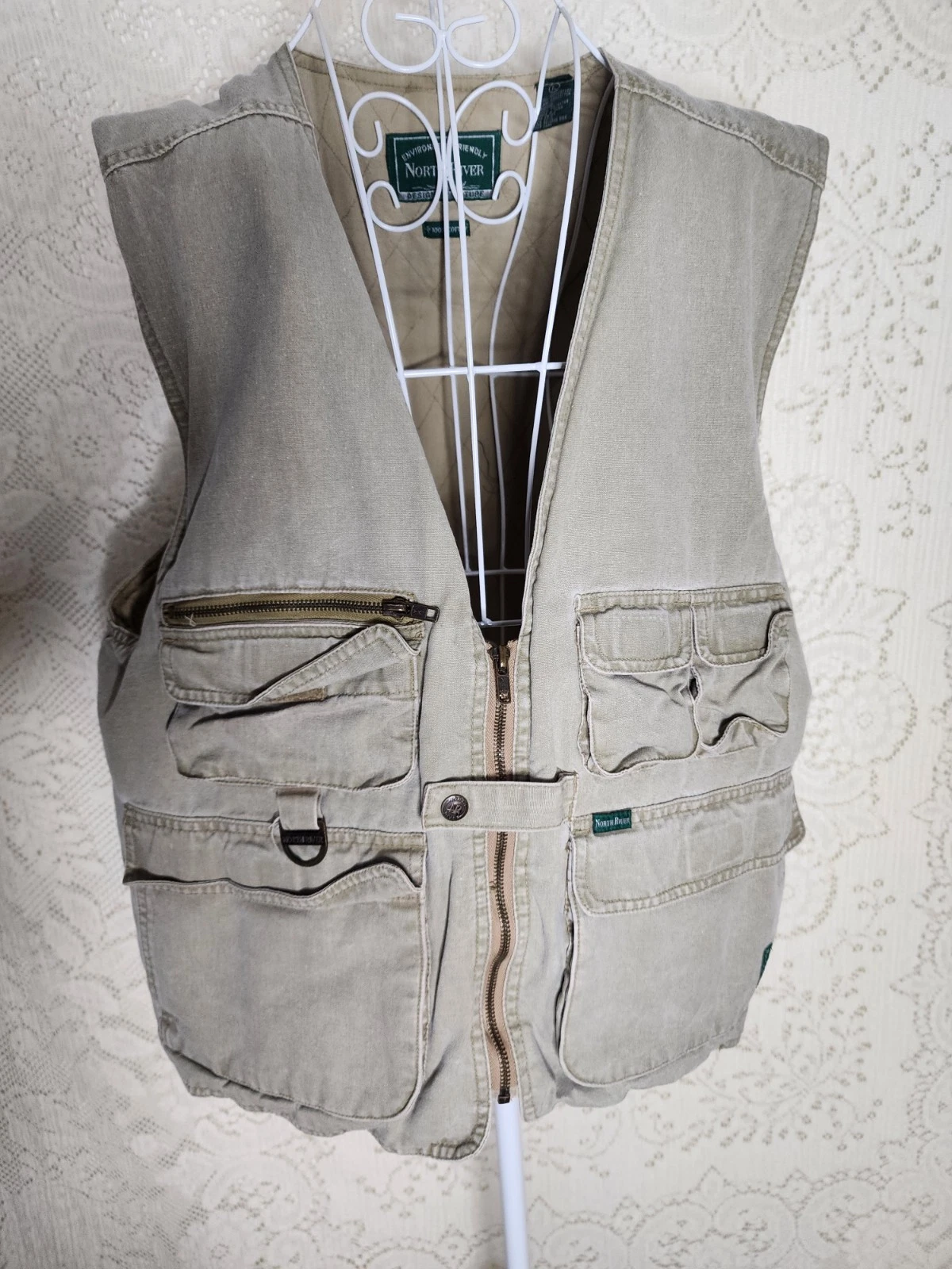 North River Fishing Jacket Size L
Opens in a new window or tab