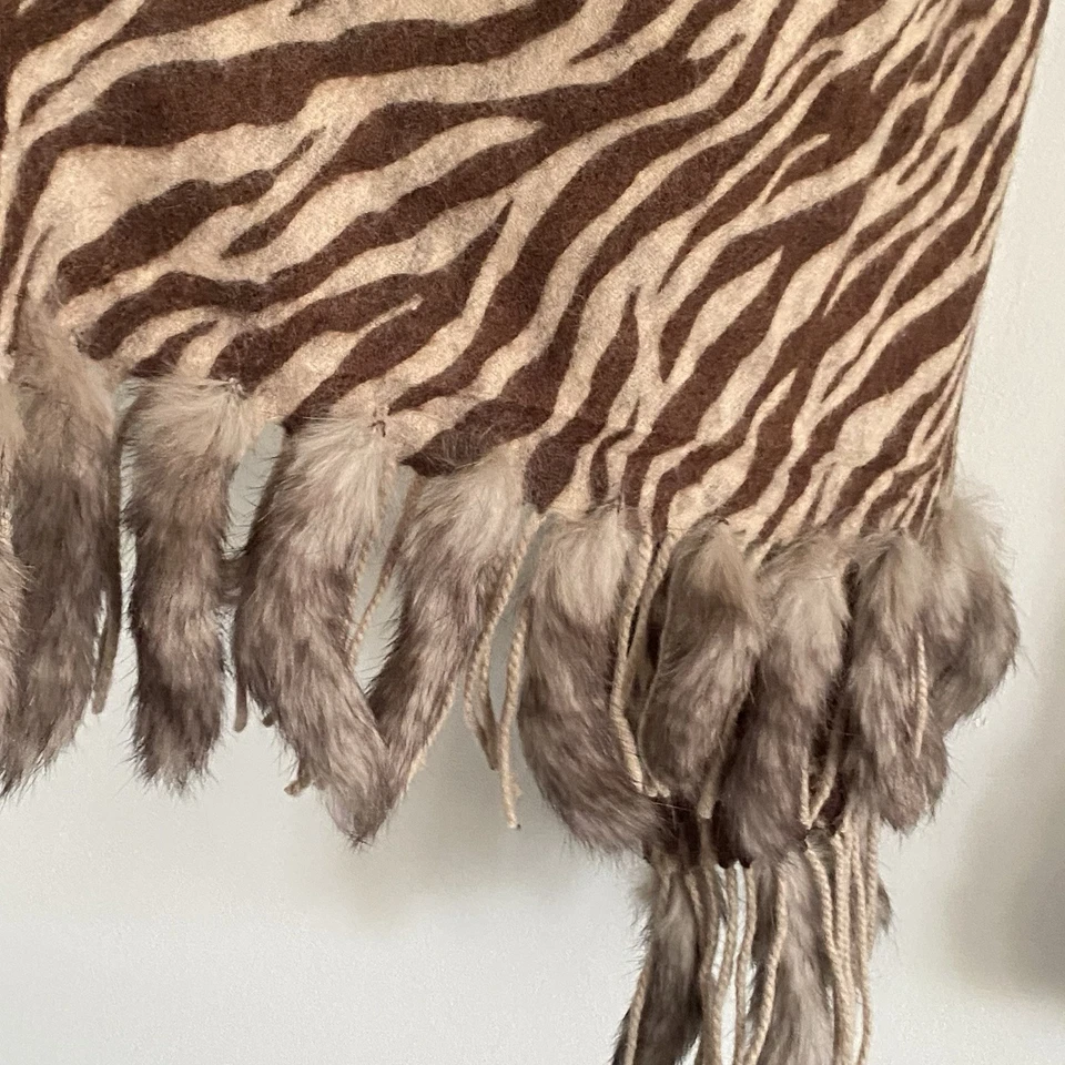 Gabriella Leopardo Cebra Chal Envolvente Bufanda Lana Genuina Piel de Conejo 28" Dinero Antiguo Foto 4 de 4