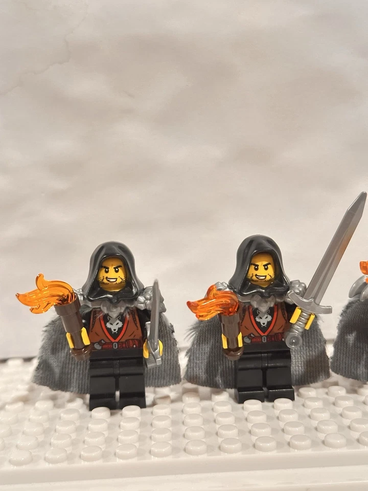 LEGO Castillo Lobo Pack Maestro Bestia x5 Minifiguras Caballero Medieval + CAPAS (LEER) Foto 2 de 4