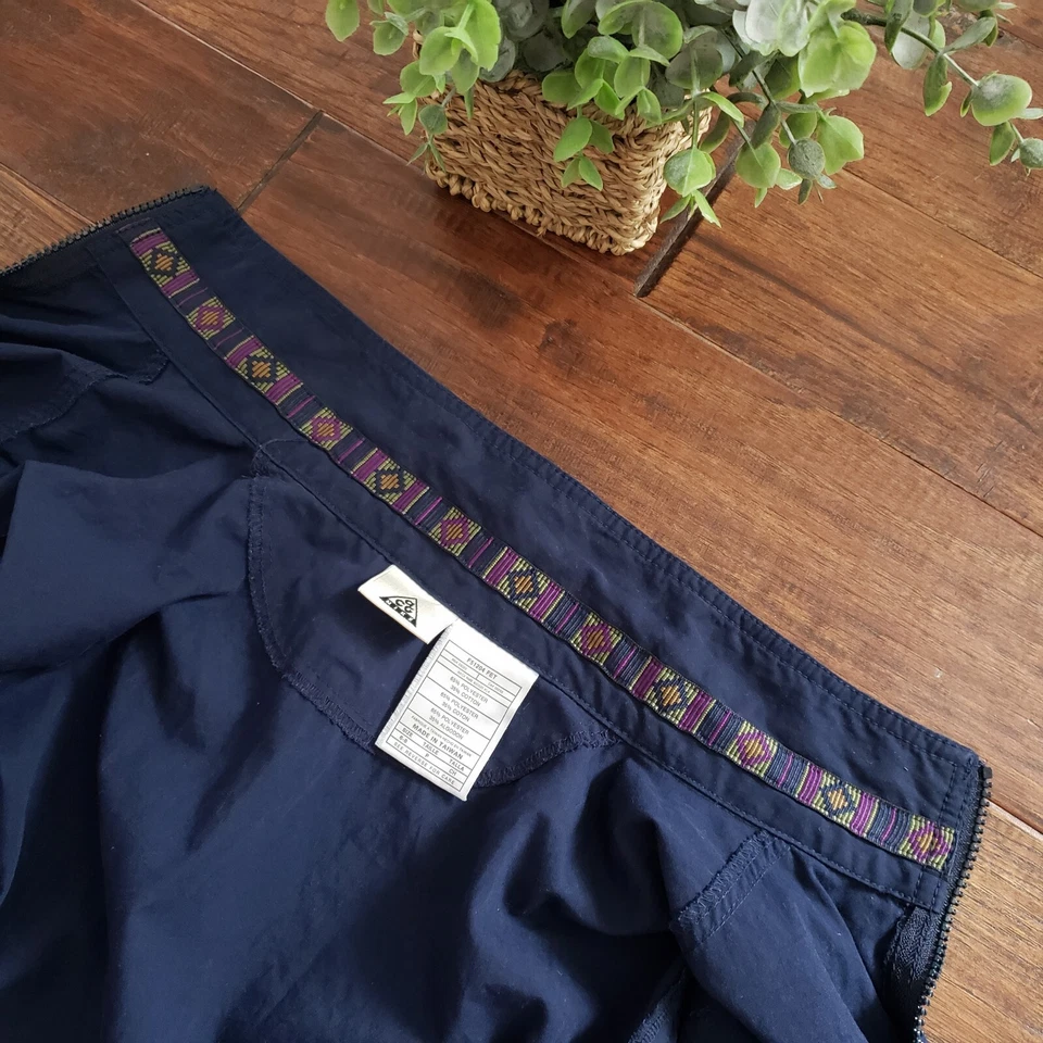 Chaleco vintage Nike ACG para mujer pequeño 6-8 azul bordado dorado logotipo utilitario tecnología Foto 4 de 4