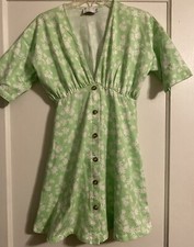 Green Ditzy Floral 1/2  Sleeve Dress Fit Flare  Boho Size 0 Deep V-neck