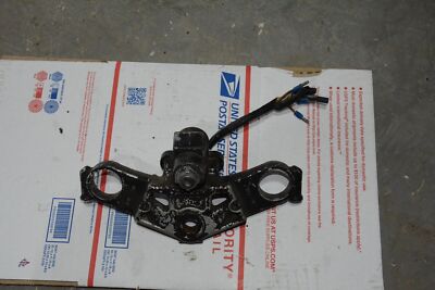 トリプルスリー 87-90 88 Kawasaki Ninja ZX750 Upper Triple Tree Clamp w/ ignition