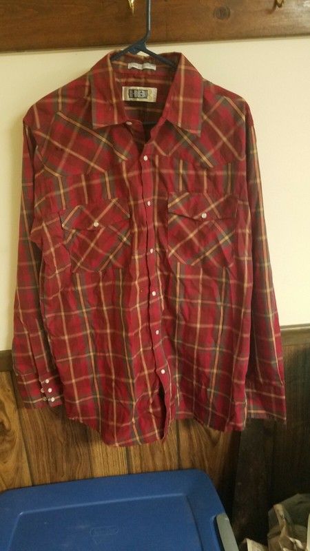 New HB Company L Long Sleeve Red Plaid Shirt