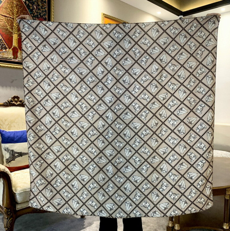 Luxury 70% Cashmere 30% Silk Double-Sided Square Shawl 135cm Wrap Scarf