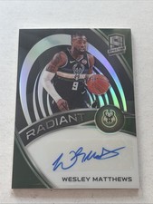 2019-20 Panini Spectra Radiant Signatures 39/99 #RS-WMT Wesley Matthews Bucks