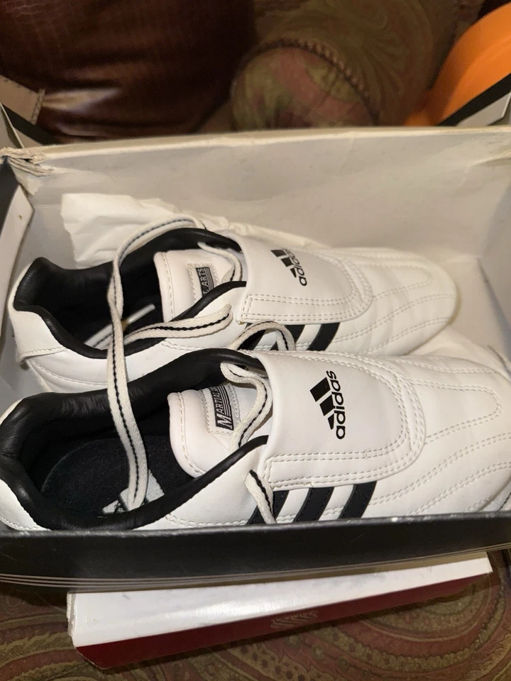 Adidas Martial Arts Taekwondo Karate MMA TKD ADI-SM II Shoes Size 5.5 W/ Org Box - Image 2 of 4