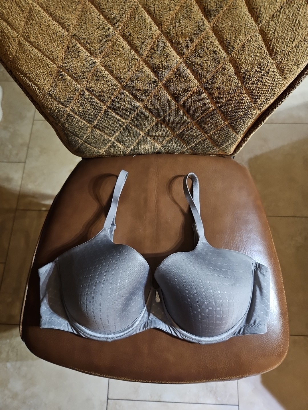 Modern Movement Lightly Lined Full Coverage T-Shi… - image 1