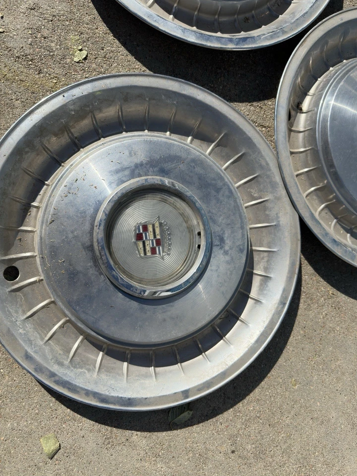 1980s Cadillac Hubcap's for Fleetwood's and Deville's - Image 2 of 4