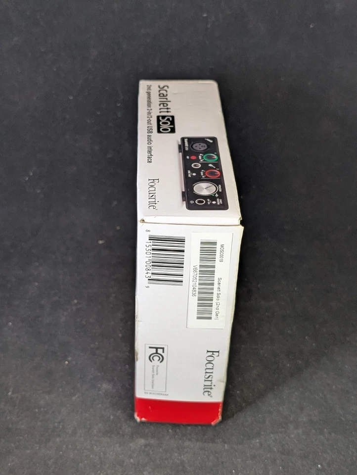 Scarlett Solo Studio 2nd Generation USB Audio Interface 2-In/2-Out - Image 2 of 4