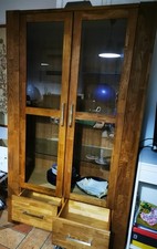 Vetrina 2 ante e ripiani in vetro 2 comodi cassetti in legno rovere massello