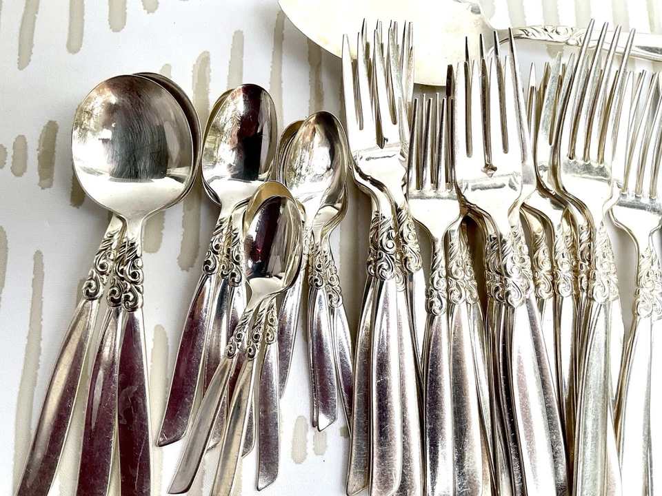 Oneida South Seas 80 piezas cubiertos-platería-MCM-horquillas-cuchillos-piezas para servir Foto 2 de 4