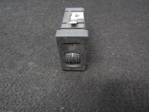 Volkswagen Passat 1997 Heated Seat Switch 3b0963564c, Genuine #255744-15