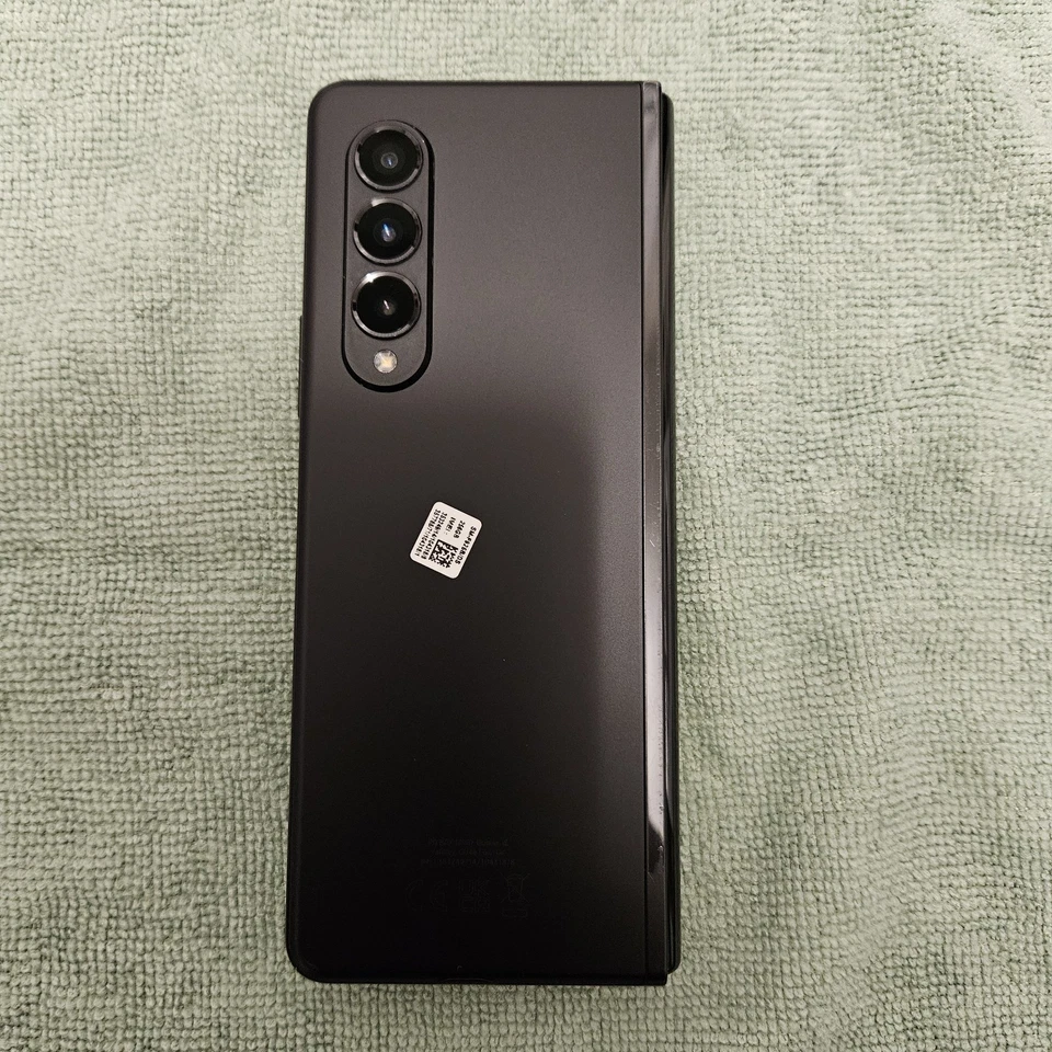 Samsung Galaxy Z Fold3 5G Black 256GB (Damaged Front Screen) Works Perfectly - image 4 of 4