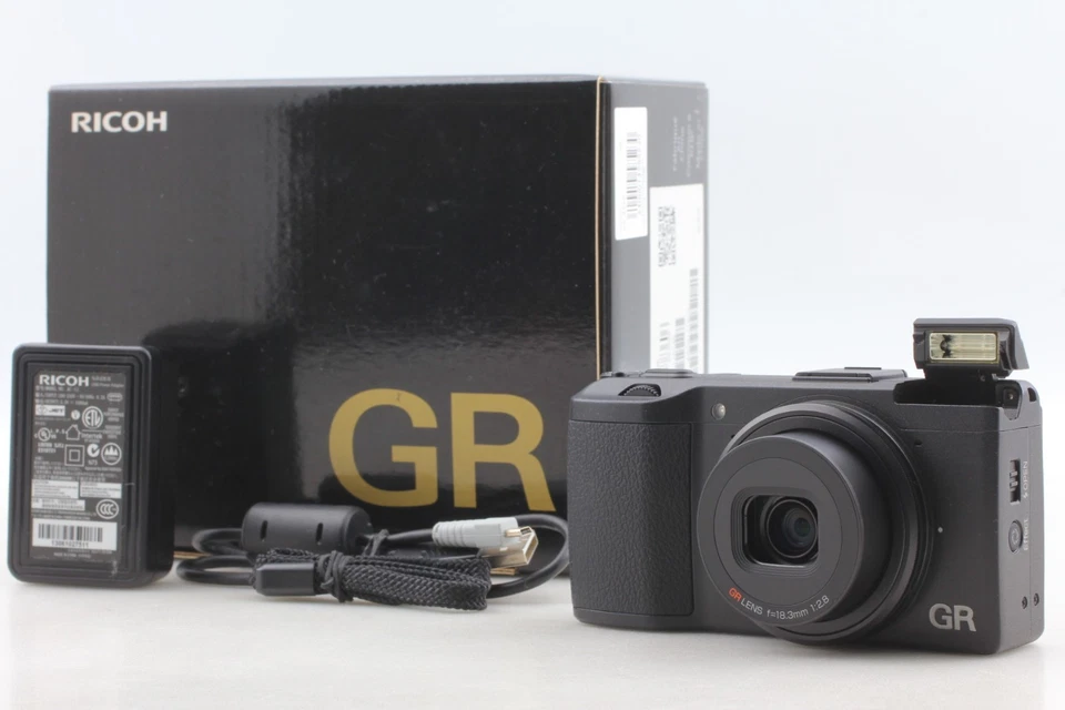 567 Shots [ALMOST UNUSED in Box] Ricoh GR I APS-C 16.2MP Digital Camera JAPAN - Image 2 of 4