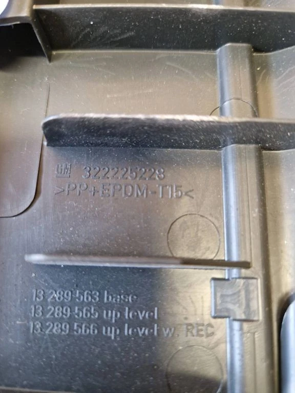 Opel Zafira C 2015 Rear Trunk boot sill cover protection 13289565 ETT641 - Image 3 of 3