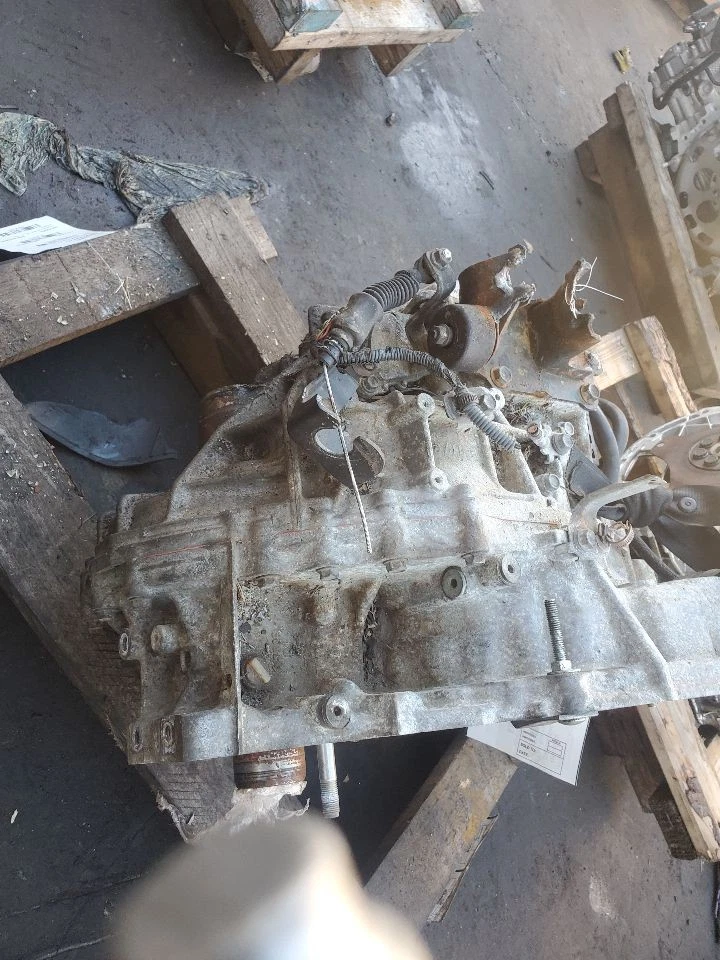 Used Automatic Transmission Assembly fits: 2014 Toyota Rav4 AT gasoline 4 cylind Foto 2 de 4