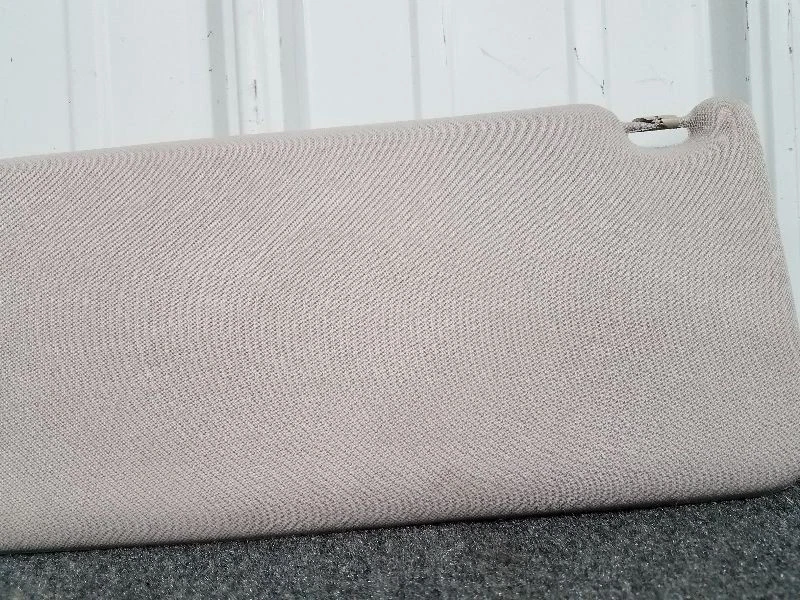 Parasol derecho pasajero Audi A6 2000-04 *TAN* sin iluminación Foto 2 de 4