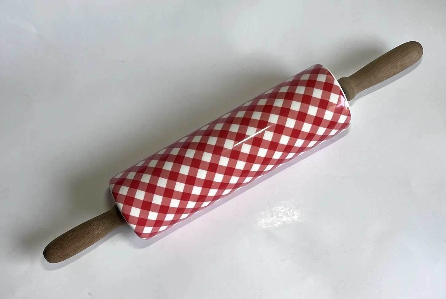 The Pioneer Woman Ceramic Red and White Checked with Wood Handles Rolling Pin