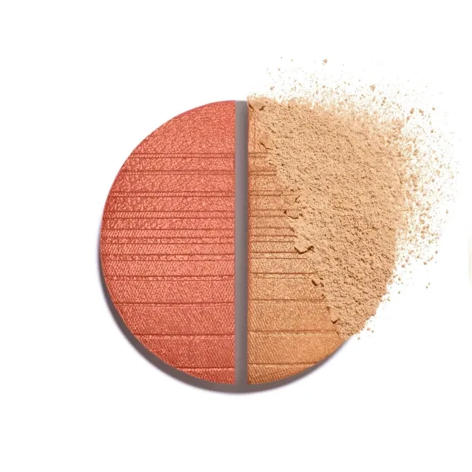 Chanel Les Beiges Healthy Golden Glow Powder Soleil Couchant Illuminating Powder - Image 4 of 4