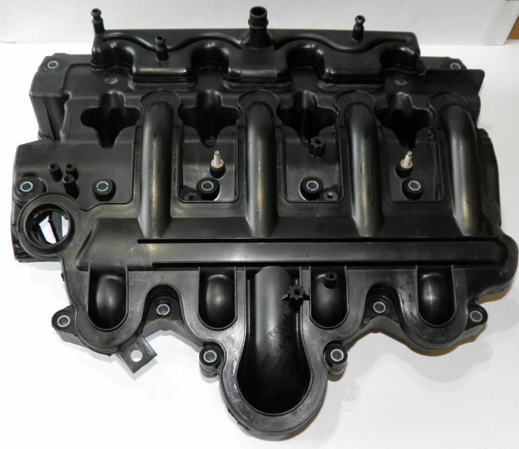 INTAKE MANIFOLD CYLINDER HEAD VALVE COVER RENAULT 2.2 DCI G9T OE 8200149903