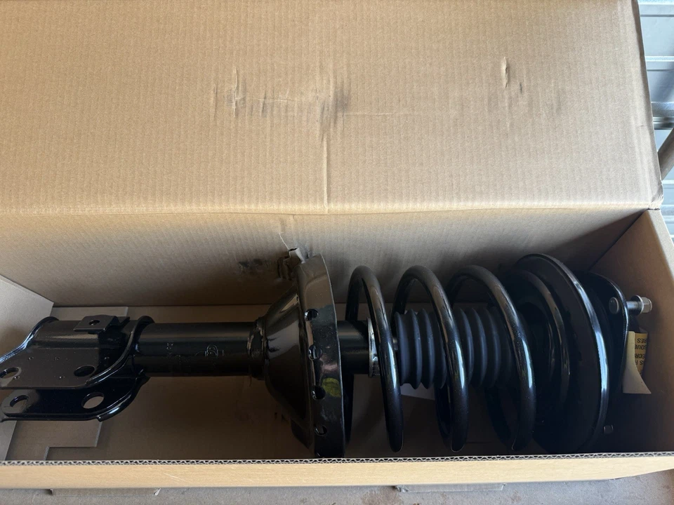 Conjunto de muelle helicoidal y puntal izquierdo CarQuest 18-810148 para 08-11 Subaru Impreza Foto 3 de 4