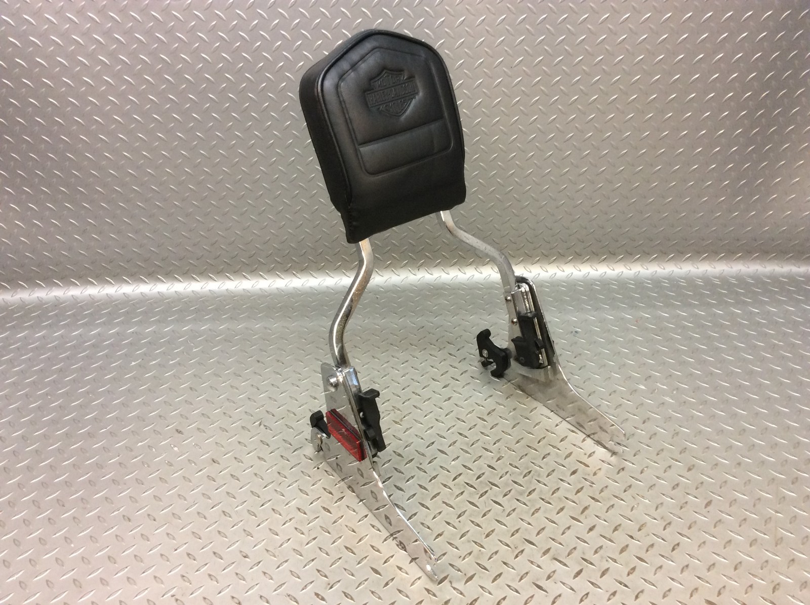 Harley Davidson Adjustable Detachable Rear Backrest Back Rest Sissy Bar