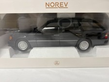 1990 Mercedes-Benz E-Class 300TD S124 Station Wagon Black / Norev 1/18 Diecast