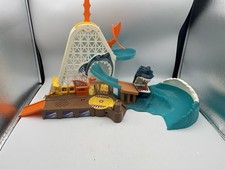 Vintage 2000 Hot Wheels Shark Park Play Set C...