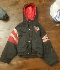 1990S STARTER NBA AUTHENTICS CHICAGO BULLS HOODED PUFFER JACKET SIZE YOUTH LARGE
