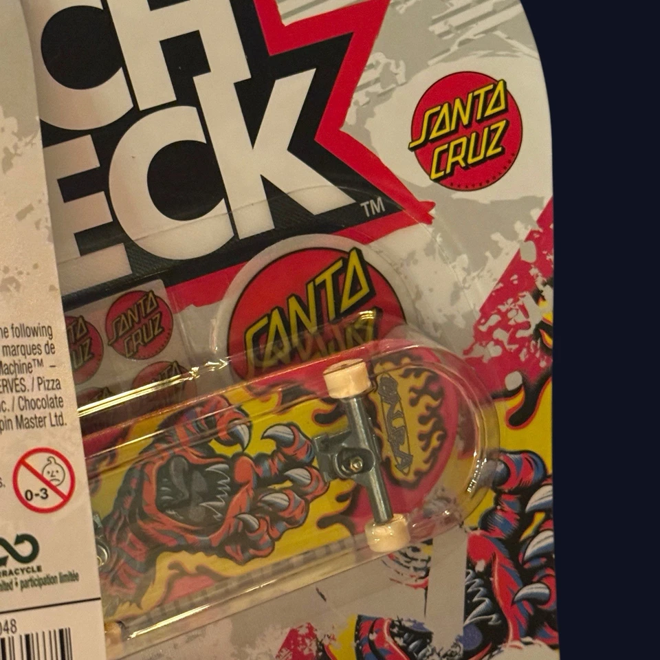 Tech Deck Fingerboards Lot of 2 – HUF Apple Core & Santa Cruz Screaming Hand NIB - Image 4 of 4