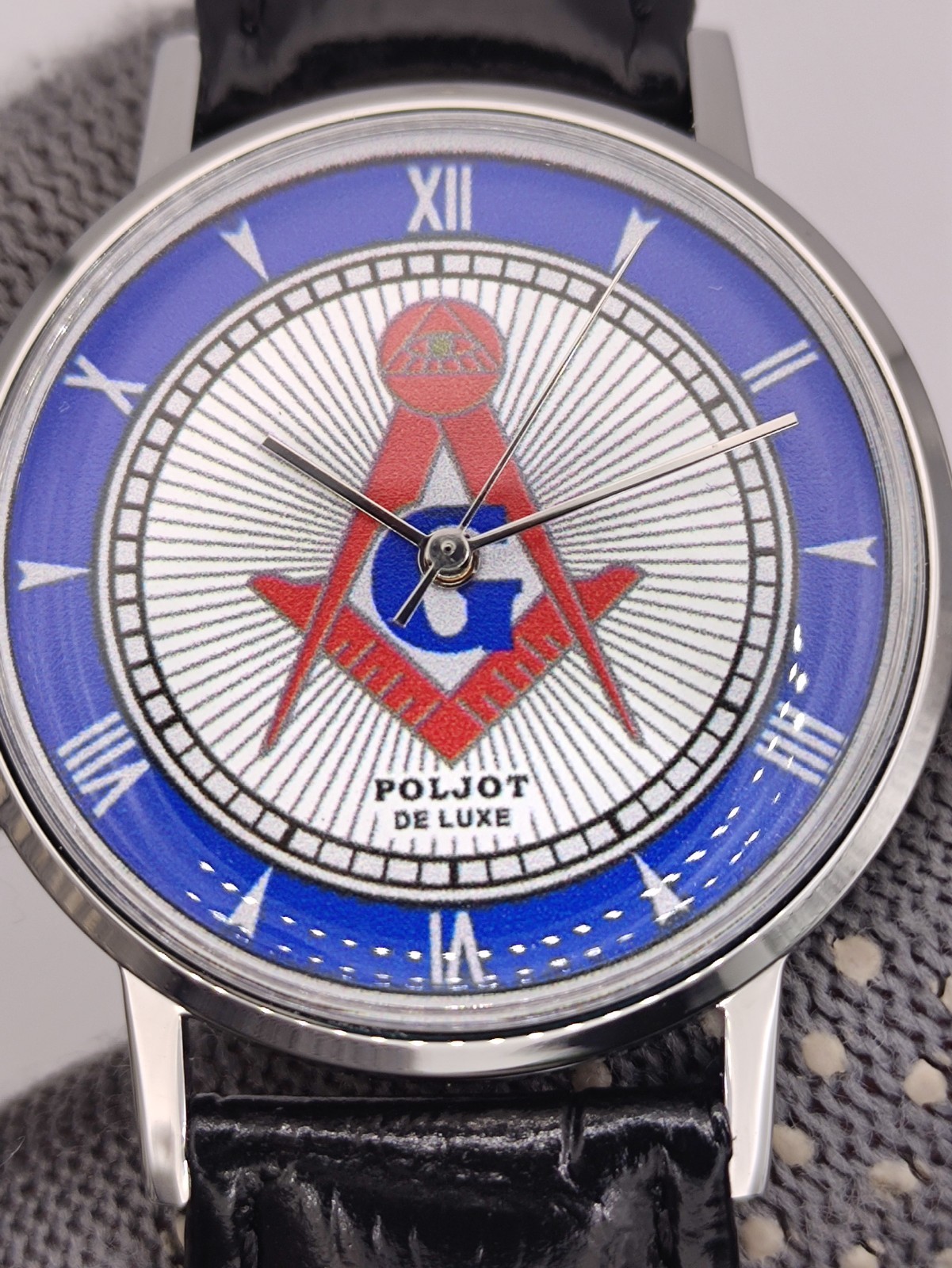 Poljot de Luxe Masonic Style Men's Watch  Slim 2209 Vintage Mechanical Soviet 