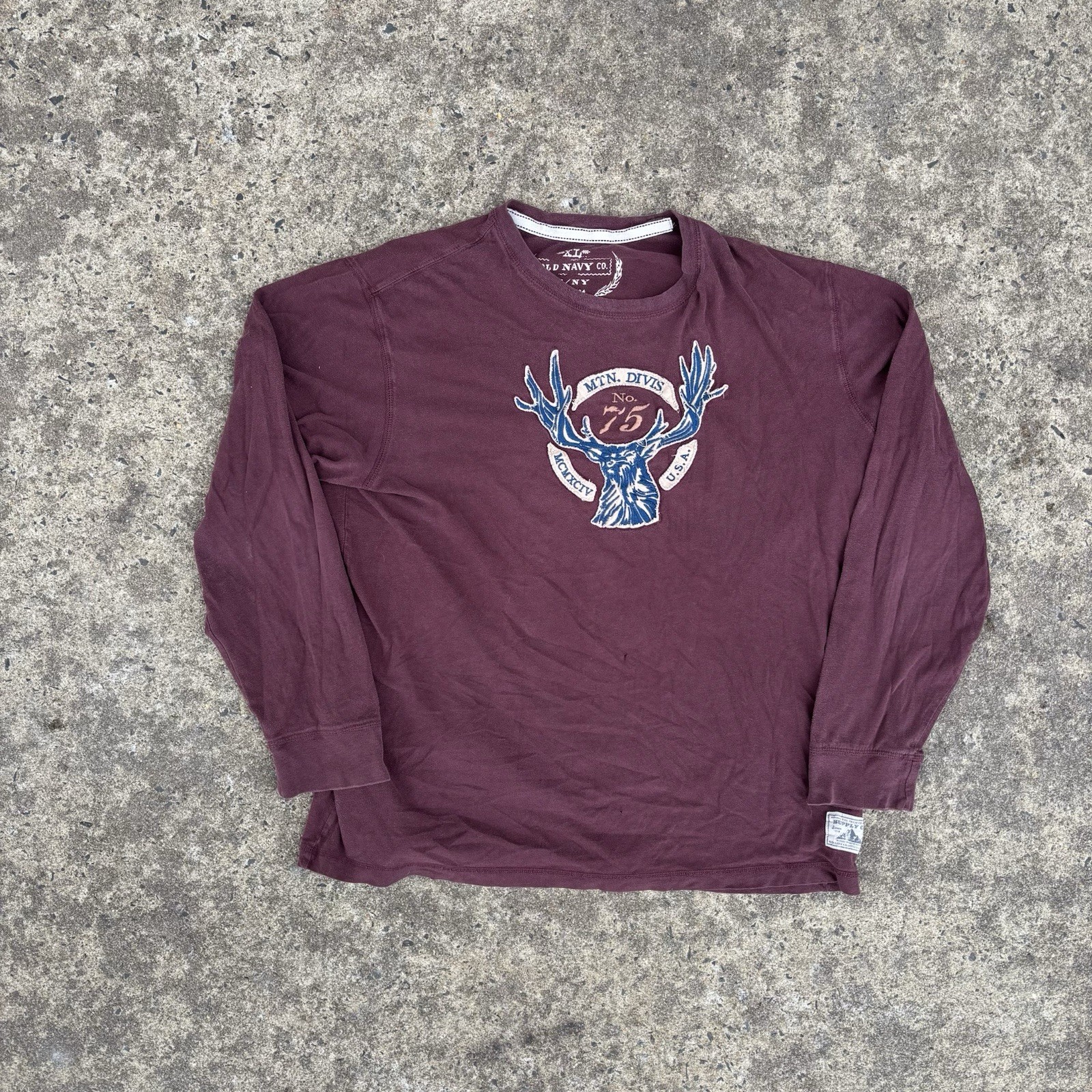 Old Navy 90s Burgundy and blue long sleeve teeSize: XL