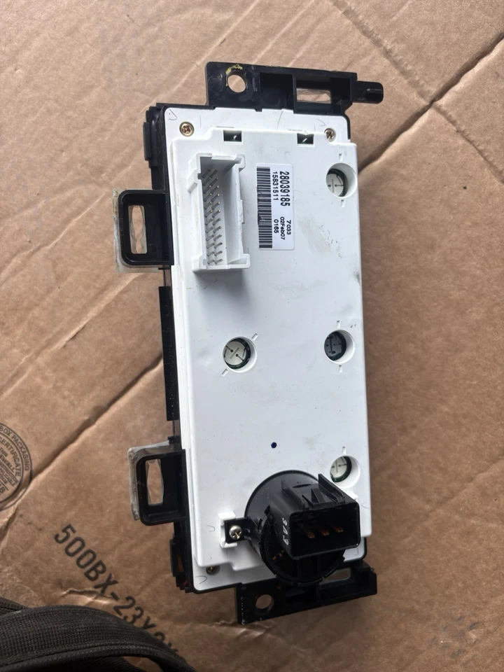 05-09 Pontiac G6 Módulo de Control de Climatización Panel HVAC AC Interruptor de Cabeza 28116116 - OEM Foto 3 de 3