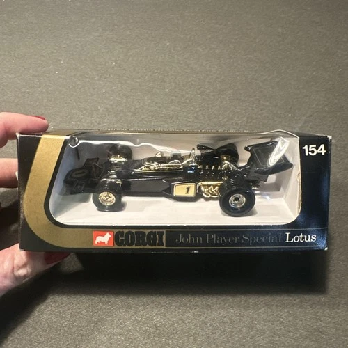 Corgi Toys 154 Lotus JPS John Player Special Formula One F1 Racing Car W/Box
