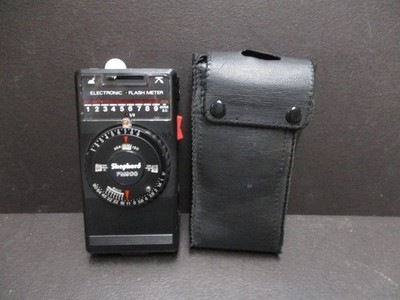 Shepherd FM900 flash meter with case. TESTED.