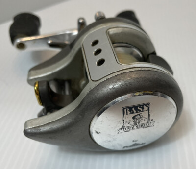 baitcasting reels made in korea Vintage Bass Pro Series Fishing Reel Made In Korea