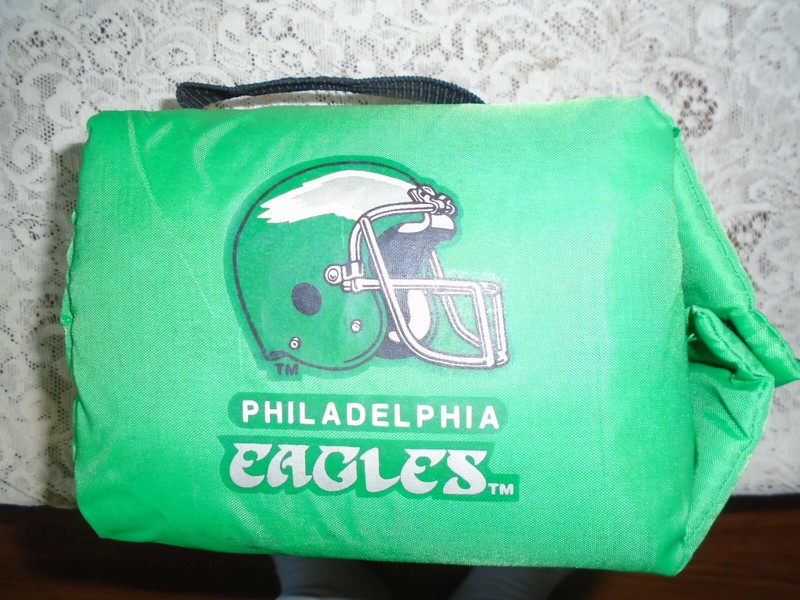 Phila Eagles Globe Totes Caps Cooler Brian Dawkins Jersey Bobble HC w/DJ Book NR