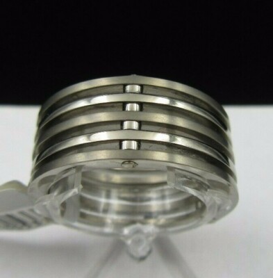 M921   '' Boccia '' Designer Ring aus Titanium 18 mm entspricht 57   